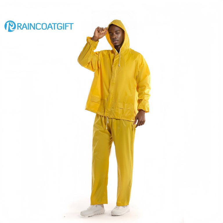 Customized 170T 18S Polyester PVC Separable Raincoat and Rainpants Set for the African Market (2)